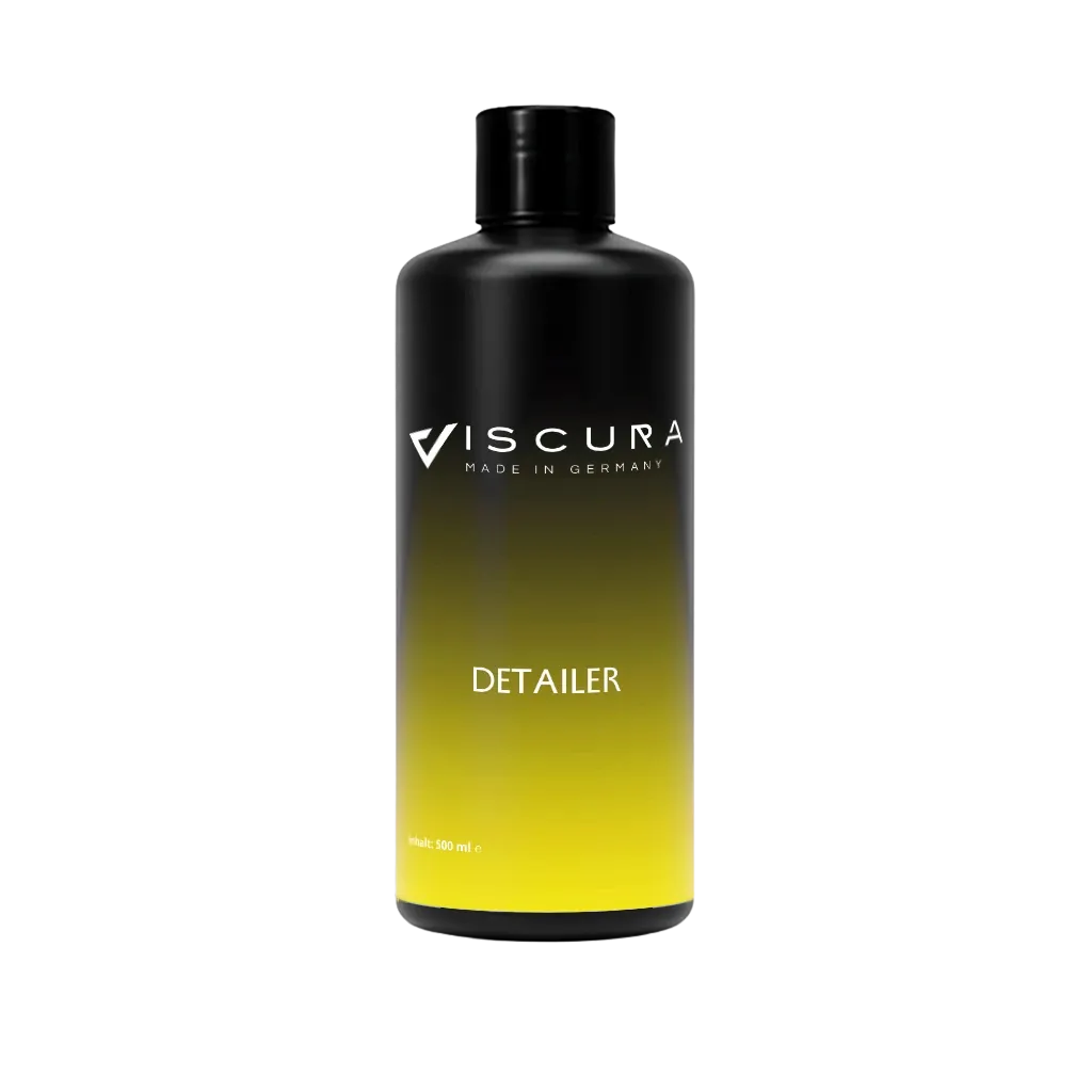 Viscura Detailer 500ml bottle for car care, featuring advanced sealing technology and a glossy finish.
